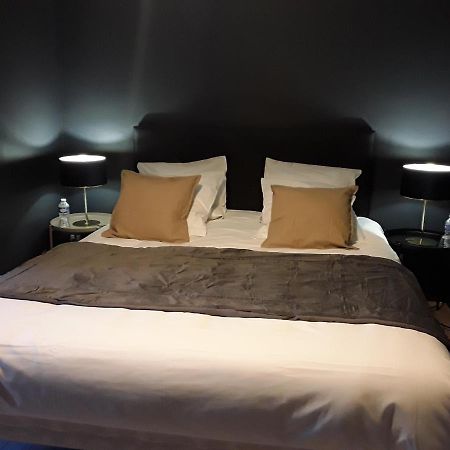 La Pomme D'Or Hotel ลาชาริเต-ซูร์-ลัวร์ ภายนอก รูปภาพ