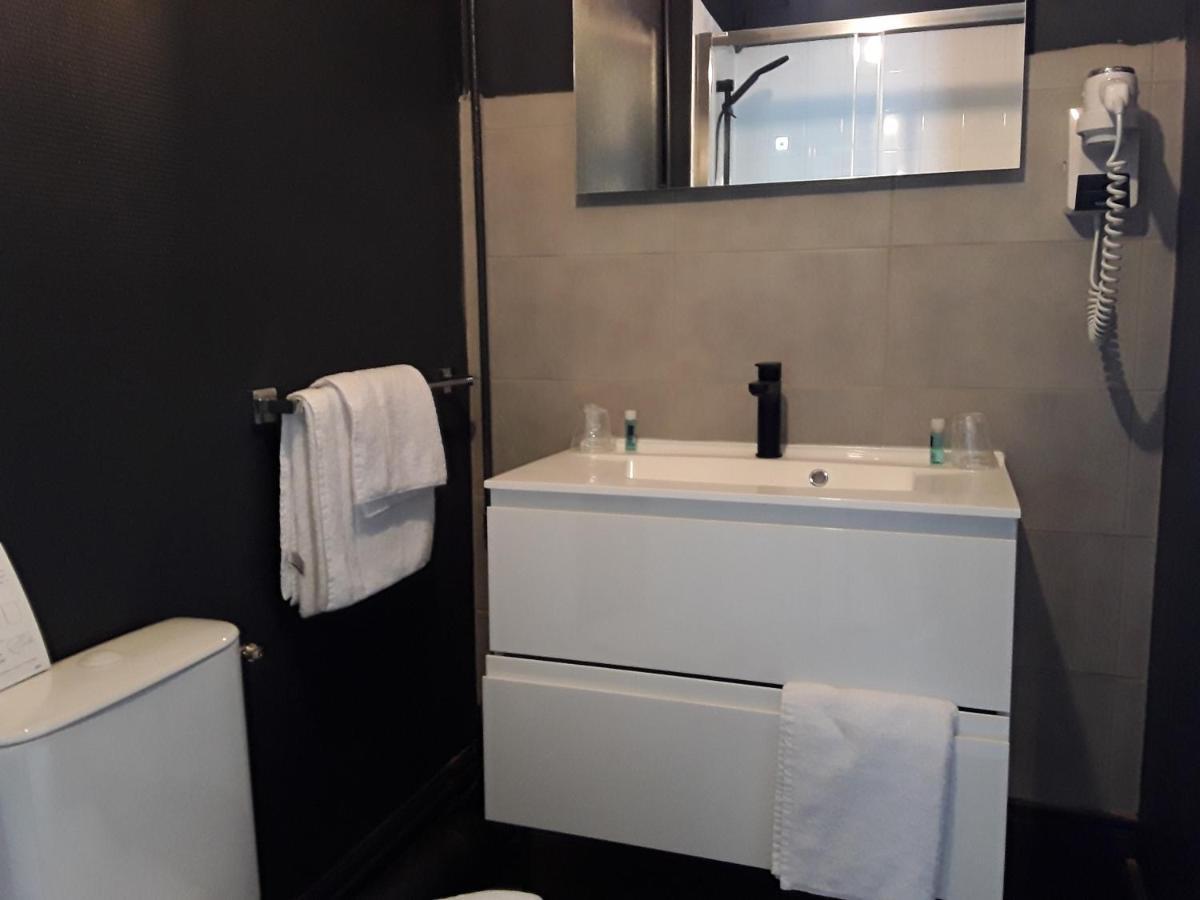 La Pomme D'Or Hotel ลาชาริเต-ซูร์-ลัวร์ ภายนอก รูปภาพ